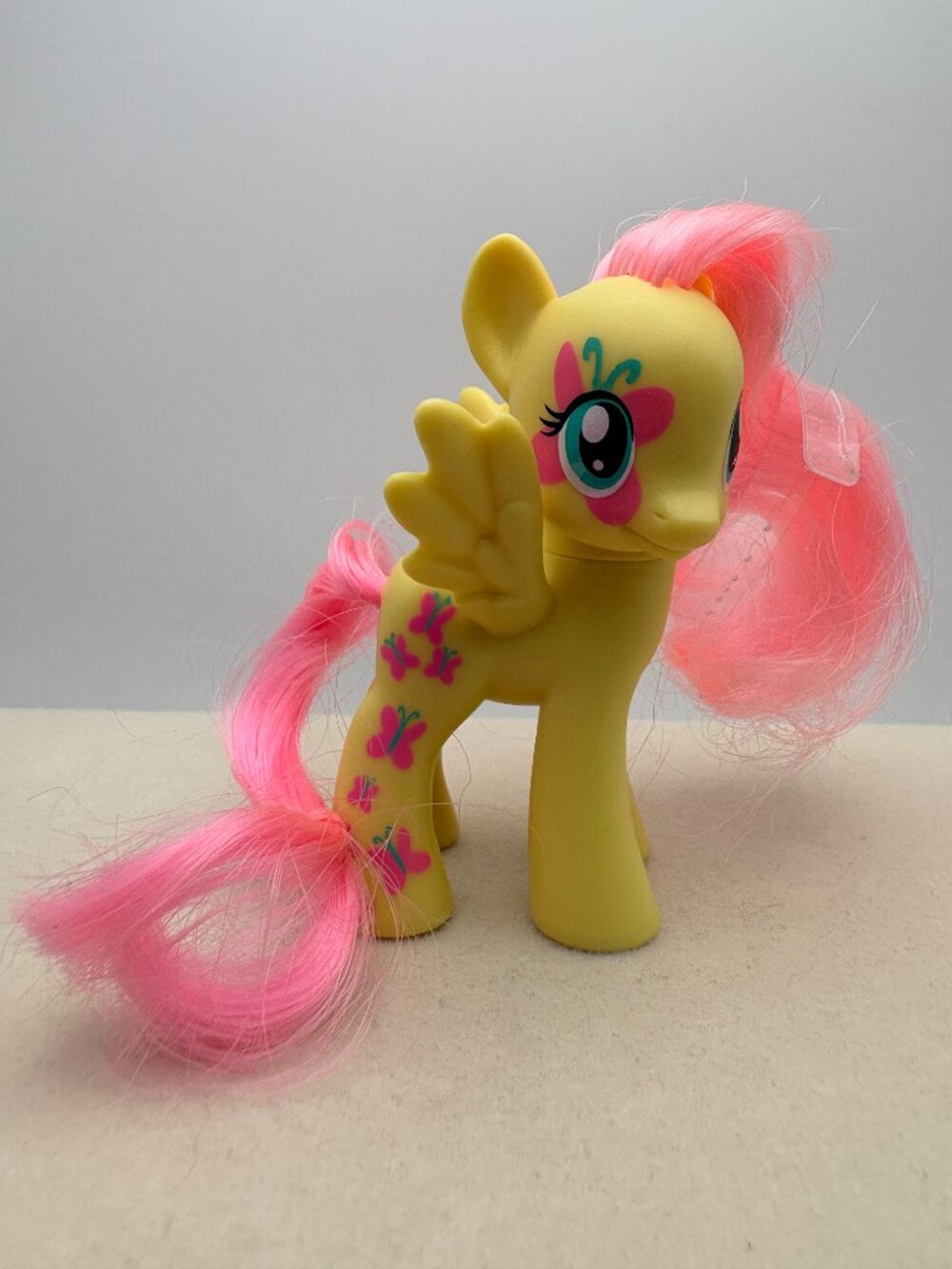 My Little Pony (MLP) Fluttershy Cutie Magic Mark G4 2010 OG Hair (MLP: LT2-23)